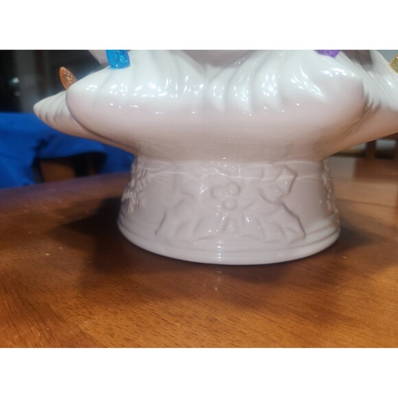 Vintage Mr. Christmas Nostalgic Christmas Tree, 16 inch tall LED lights - Picture 9 of 11